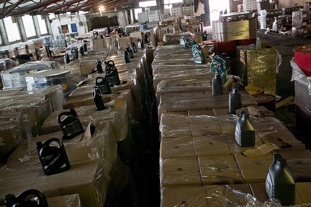 One of the arrested warehouses of counterfeit products